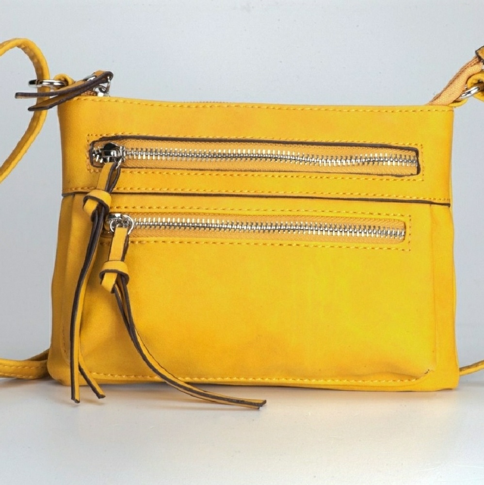 💥*1 left * Mustard Mini Crossbody